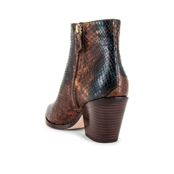 Stunning Paige Embossed Leather Western Chic Booties - Picture 4 of 5